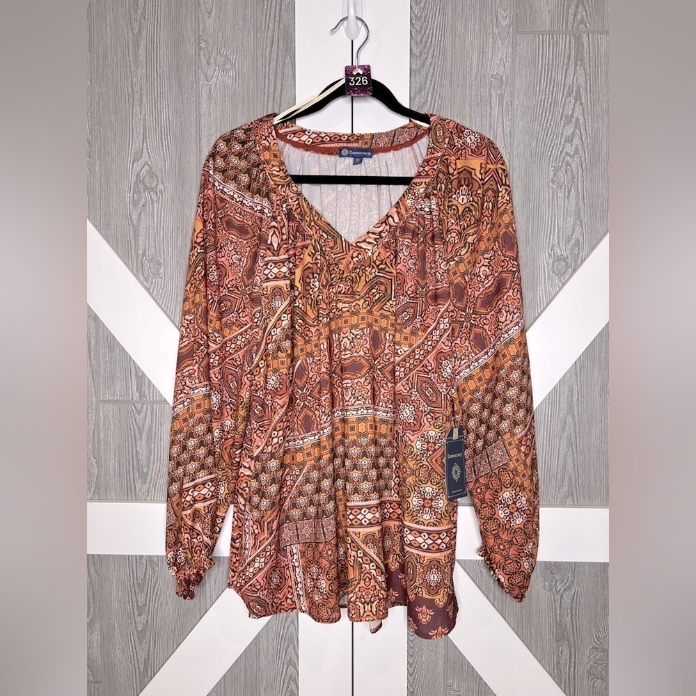 205. NWT Democracy Bohemian Paisley V-Neck Blouse 2X